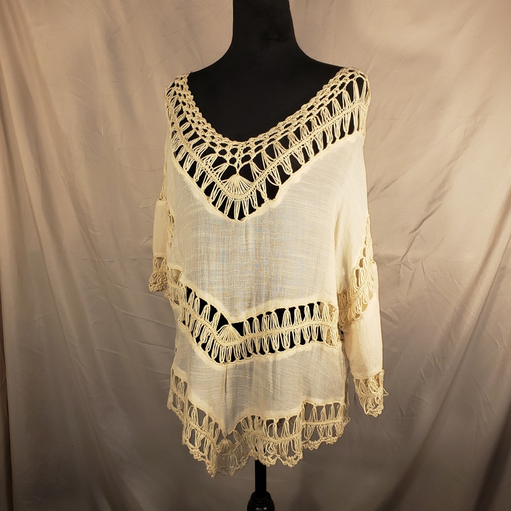 Demanding Crochet Knit Top - M